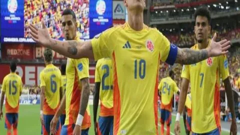 36岁浙江中场名将李提香自由身加盟辽宁铁人，空降足坛焦点！