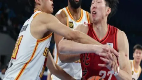 济南校园喜迎奥运冠军惊喜到访！